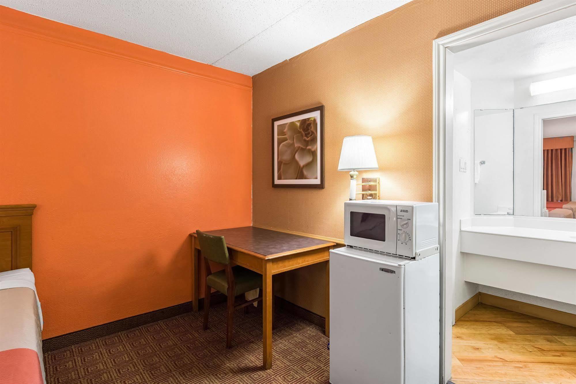 Motel 6 Houston Medical Center - Reliant Park Εξωτερικό φωτογραφία
